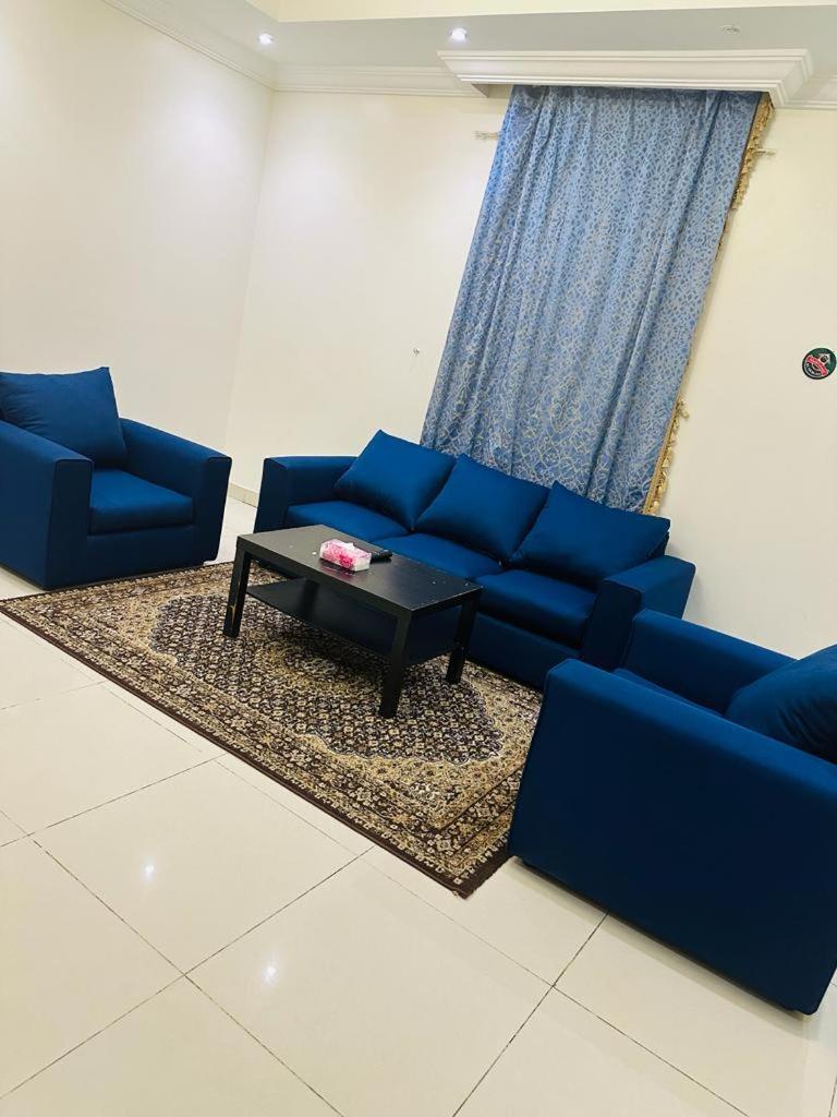 أجنحة النخيل Ajenha Al-nakhil